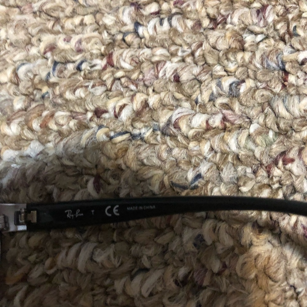 RayBan Sunglasses - Picture 5 of 7